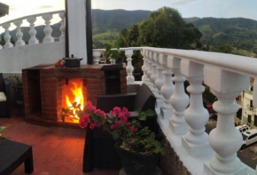 El Balcón De Las Montañas